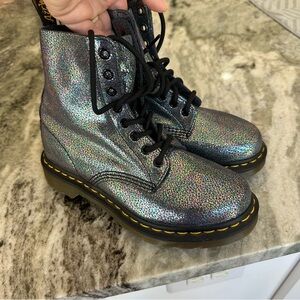 Dr Martens Pascal Iridescent Crackle Mermaid size 6 Rare